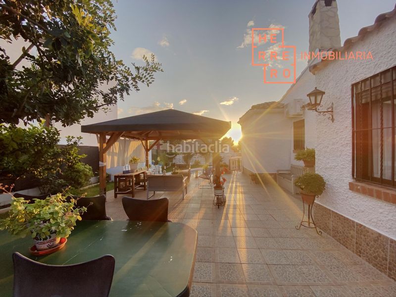 Foto fa033b81-b1f0-4fb7-826b-9e2dc30bd2af. Xalet amb aparcament piscina a Borriol