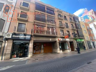 Oficina a Enmedio 116. Oficina en venta en centro  casco histórico, 5 dormitorios.