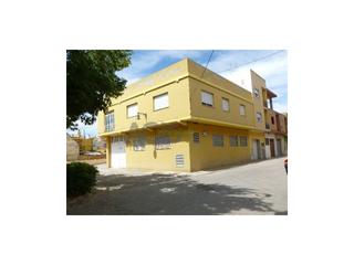 Maison à Alcúdia (l´). Casa y almacén en venta.