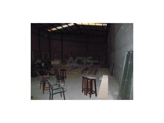 Nau industrial a Dels fusters 22. Nave en venta masalaves
