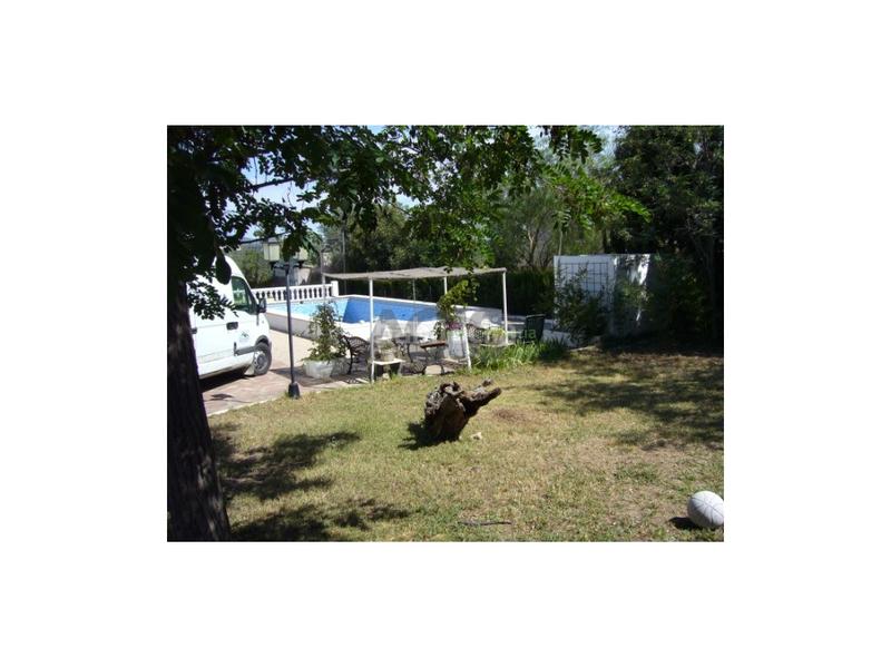 Foto 0aea8f04-9a2c-4968-942f-890dd6771084. Xalet amb aparcament piscina a Alberic