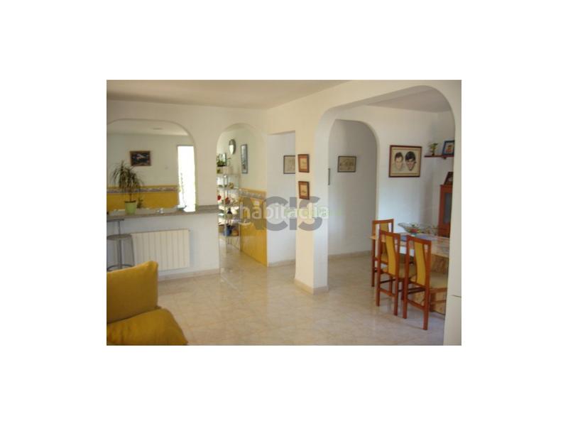 Foto bce54961-1297-45eb-b556-614d950fcccd. Xalet amb aparcament piscina a Alberic