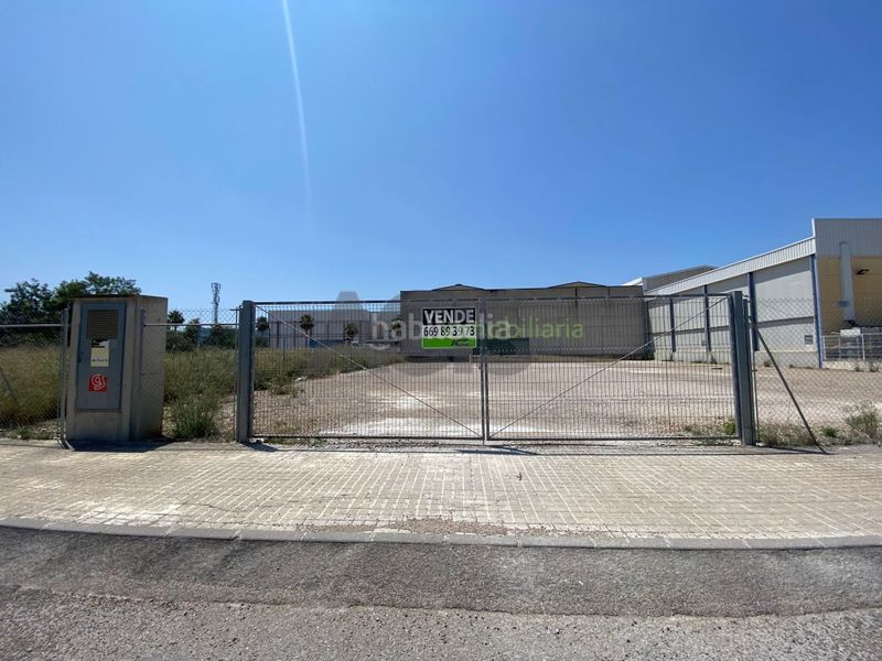 Foto 586b94ba-35f6-4751-b200-f07b4f047795. Area edificabile industriale in Beneixida