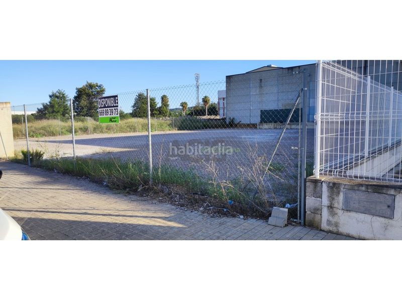 Foto 6e08784a-6f90-4d80-be82-1c37cad0c99d. Area edificabile industriale in Beneixida