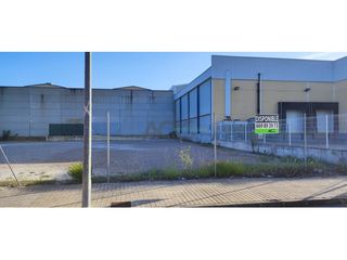 Solar industrial  Calle del llaurador. Solar industrial en beneixida