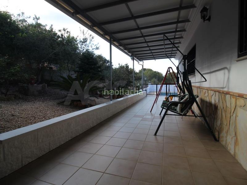 Foto b5040f93-7b41-438e-a327-c6df2253188a. Chalet  en urbanización san cristobal en Alberic