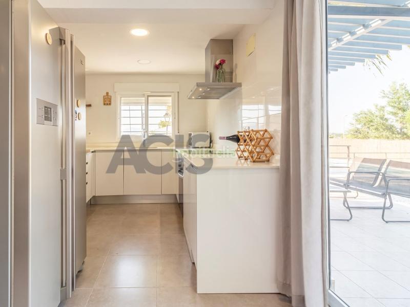 Foto 7e966489-2047-482d-a675-9119c176446b. Chalet  en venta en san cristobal en Alberic