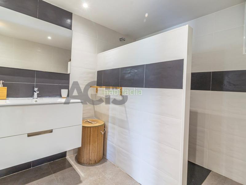 Foto afee2f6c-d348-4ebc-8ade-3886401310fc. Chalet  en venta en san cristobal en Alberic
