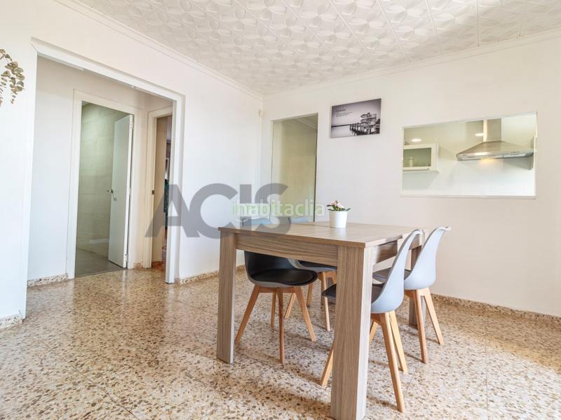 Foto f015de8c-b893-40f5-8a5b-a9f196355a68. Chalet  en venta en san cristobal en Alberic