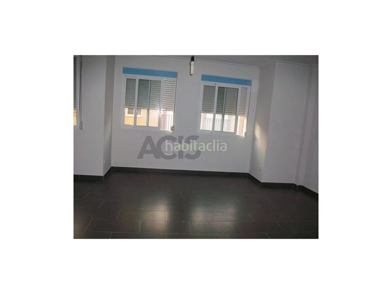 Foto 60e92d27-db7c-4a6c-a7d8-51ba078e01b3. Lloguer casa adossada amb aparcament a Alcúdia (l´)