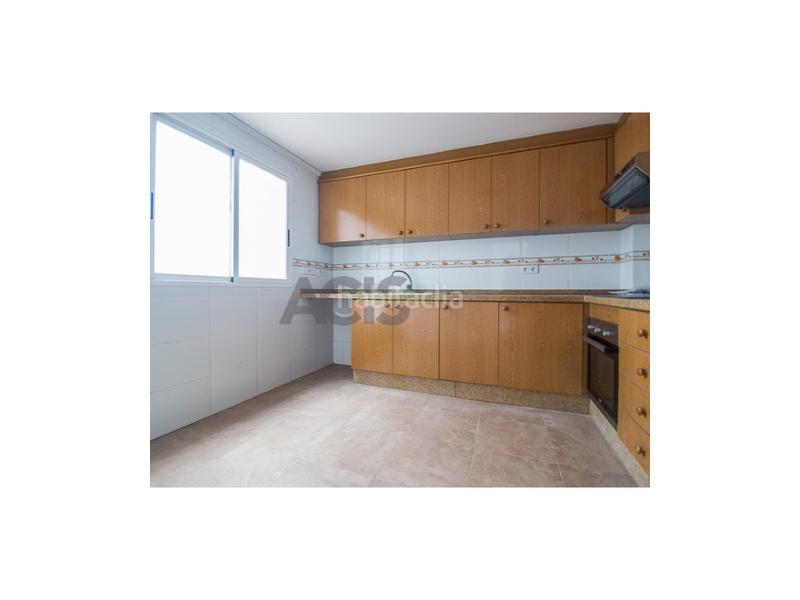 Foto 96171876-a25d-47f1-95cc-a5826488842f. Lloguer casa adossada amb aparcament a Alcúdia (l´)