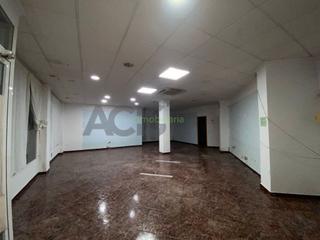 Location Local commercial  N/a. Bajo comercial en alquiler en l alcúdia.
