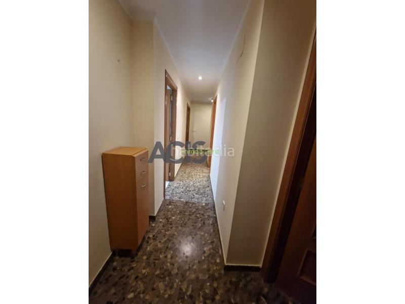 Foto 71faf5fa-f26d-4ea1-b82a-a2487380634d. Location appartement avec parking dans Carlet