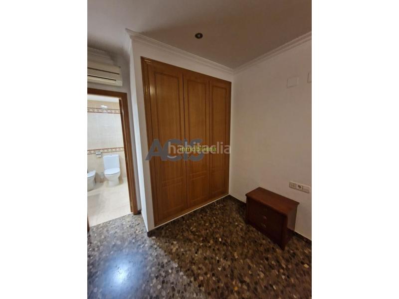 Foto a252395b-3f78-43bc-8215-547fdaacbc11. Location appartement avec parking dans Carlet