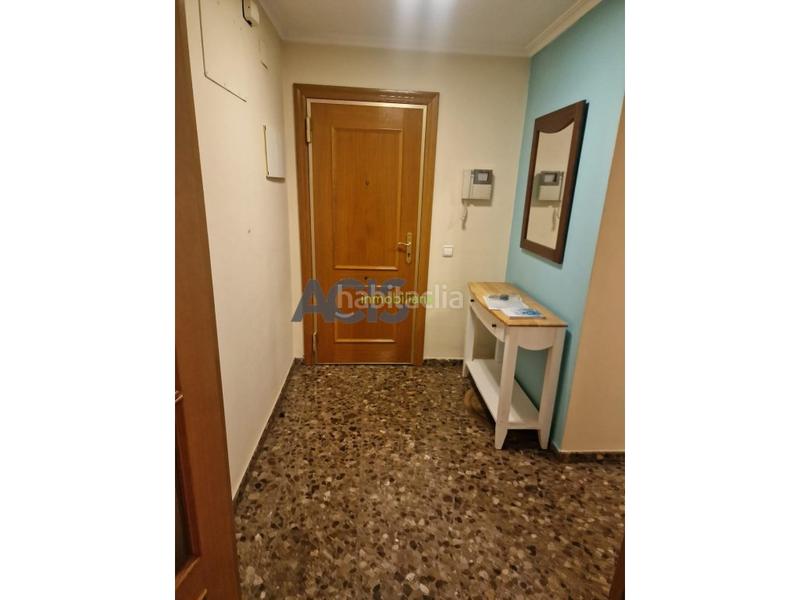 Foto bcd28b50-d322-43e0-824c-cb5f5db5e7a6. Location appartement avec parking dans Carlet