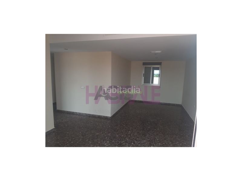 Foto 44f8a19b-e867-40f1-89ec-e6f0c33138af. Rent flat with parking in Alcúdia (l´)