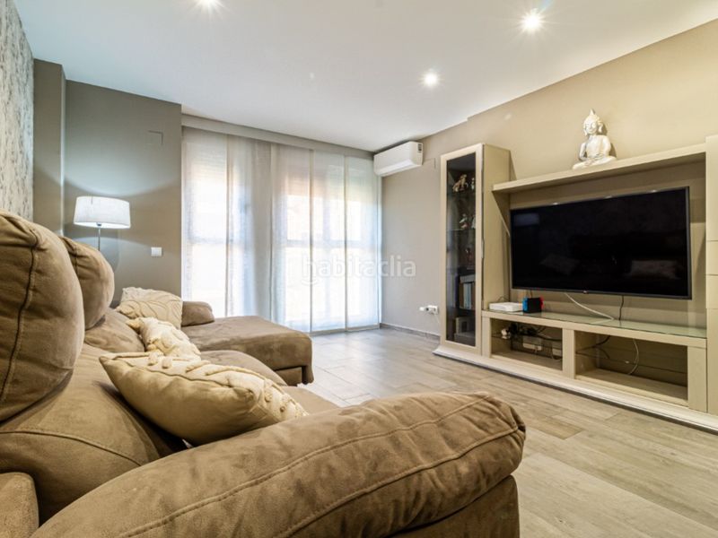 Foto b1c6223a-f549-4877-8958-6a6600933227. Pis amb aparcament a Carlet