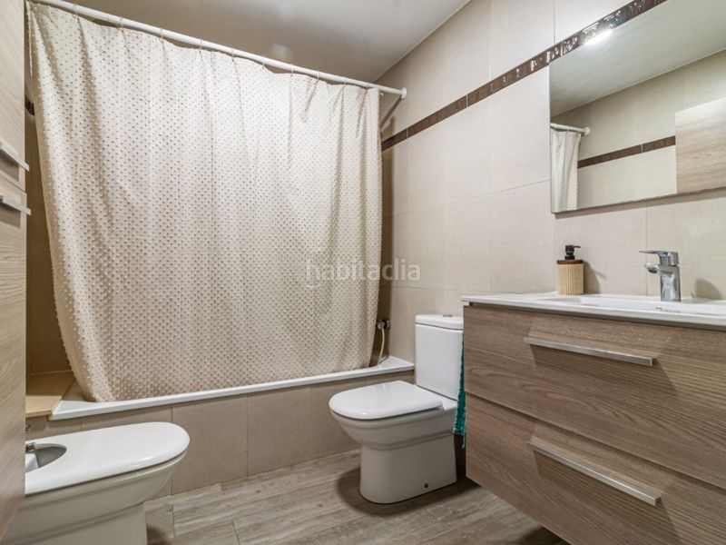 Foto eed1fecd-c815-44d4-8586-ddacfbea475e. Pis amb aparcament a Carlet