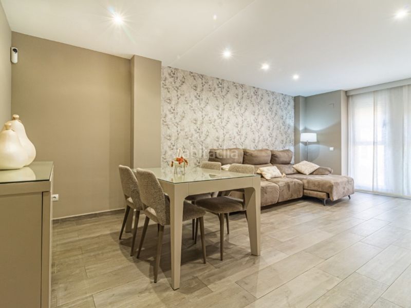 Foto fe6b968e-5c13-41be-9135-21ee8cac6511. Pis amb aparcament a Carlet