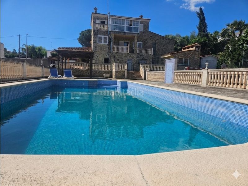 Foto e0a9d137-f0f1-40b7-86b7-b7aeed4a00f7. Xalet amb aparcament piscina a Alberic