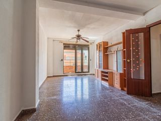 Pis  Avenida estacio. Piso en venta en alginet.