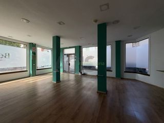Lloguer Local Comercial a Alcúdia (l´). Local comercial en alquiler