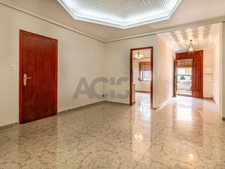 Haus  Calle colom de. Casa en venta en guadassuar.