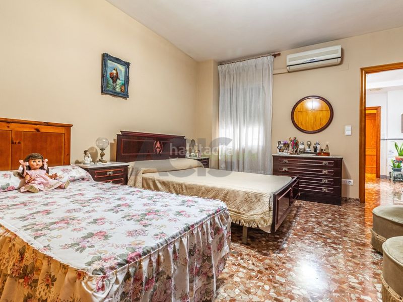 Foto 8c515de1-2f31-4267-a26a-f60521dd0fe7. Casa amb aparcament a Alcúdia (l´)