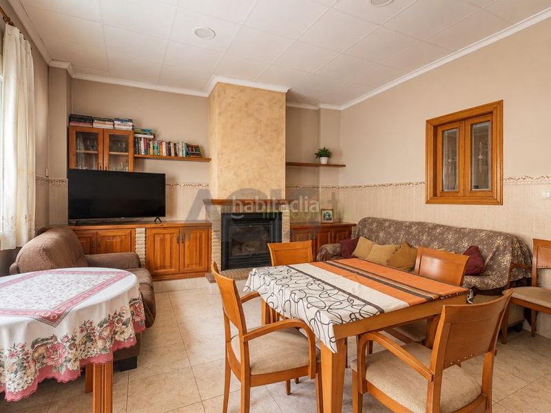 Foto 593e7a81-04f6-4e14-9ed9-6559e50a8f08. Casa amb aparcament a Benimodo