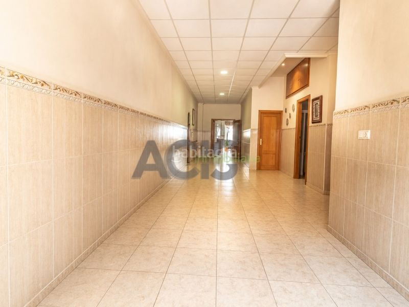 Foto fb2aa29b-a66c-4002-9bb8-bfd66f5dcfb0. Casa amb aparcament a Benimodo