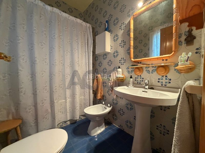 Foto 07f3ebce-6026-4a95-8045-9e2d80b9530b. Xalet amb aparcament piscina a Alberic