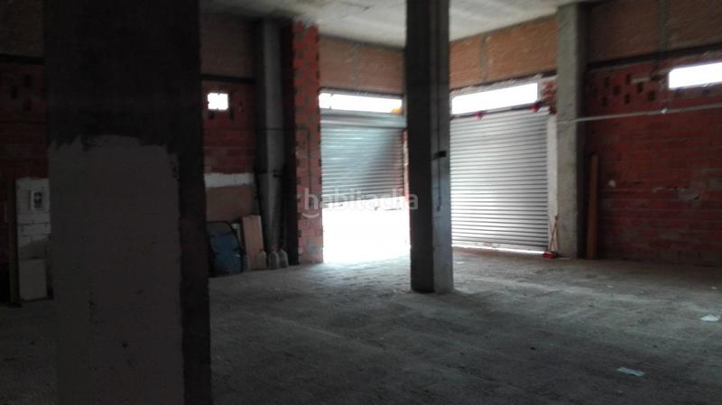 Foto 6688bd32-2675-4aff-840e-616b72fe4236. Lloguer local comercial a Ausias March Alboraya