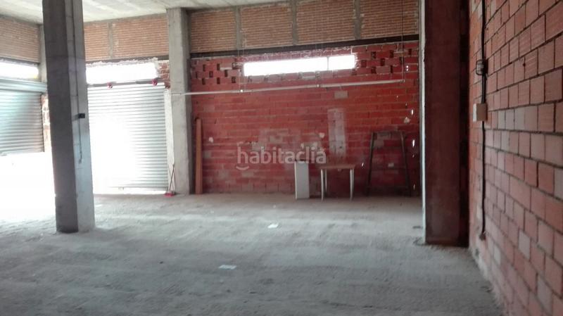 Foto 779c3dbb-b98c-48d6-bd35-10146bd8de5e. Lloguer local comercial a Ausias March Alboraya