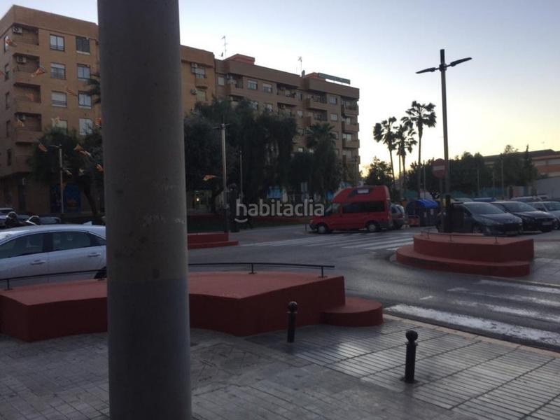 Foto 7a8bc95d-84b0-4494-83b5-c1225635b7e1. Local comercial local amplio para entrar en Zona Avenida al Vedat Torrent