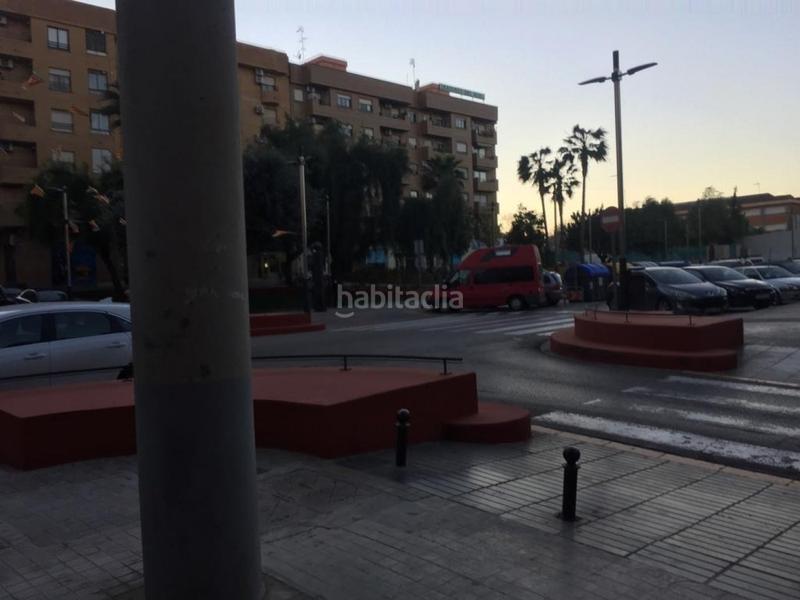 Foto aa4bddfe-c817-4b6d-b76c-264de1520bd1. Local comercial local amplio para entrar en Zona Avenida al Vedat Torrent