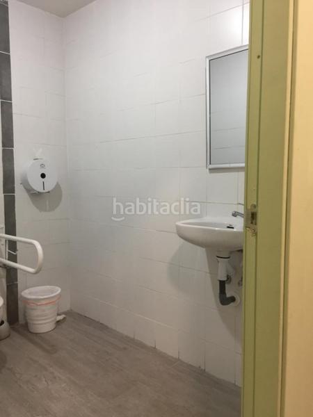 Foto b513f9aa-e920-44d7-8814-c7a0e75cc78d. Local comercial local amplio para entrar en Zona Avenida al Vedat Torrent