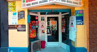 Traspàs Local Comercial  Avenida burjasot. Traspaso de despacho mixto de loteria  y kiosko en zona de mucho