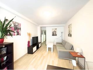 Pis  Calle isaac peral. Tu oasis urbano en el grau luminosidad, vistas y personalidad en