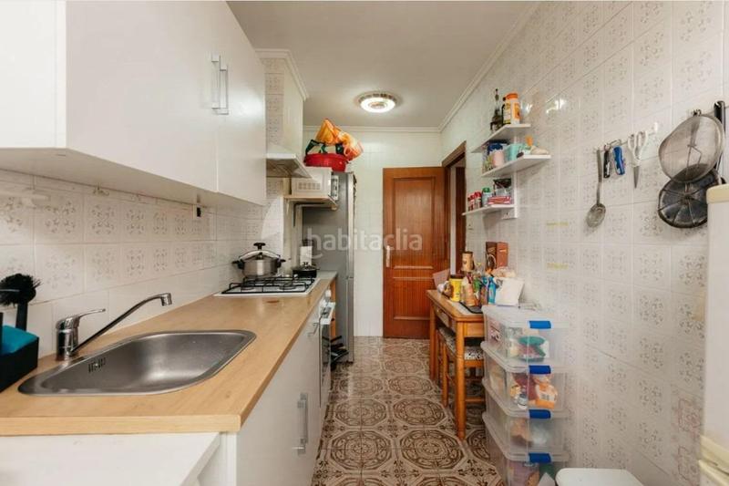 Foto 46a9037a-6bea-4da4-8d59-b38b11811235. Piso en Zona Avenida al Vedat Torrent