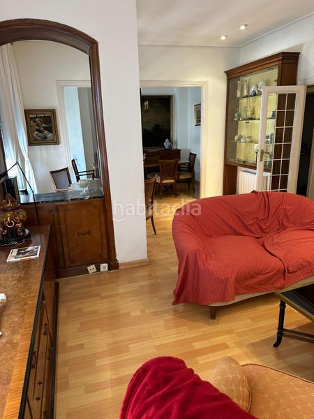 Foto a805247b-e4c8-41c2-91fd-d5f6bc4cfe88. Affitto appartamento con parcheggio in Russafa Valencia