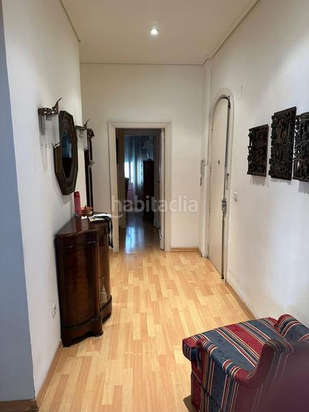 Foto bcd09fba-26fd-4994-96b5-8016586c86e7. Lloguer pis amb aparcament a Russafa Valencia