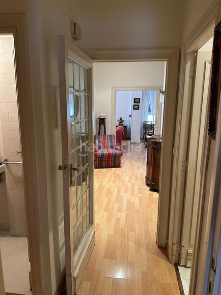 Foto 9446768a-3926-450f-a408-f4f07ce98f5d. Rent flat with parking in Russafa Valencia