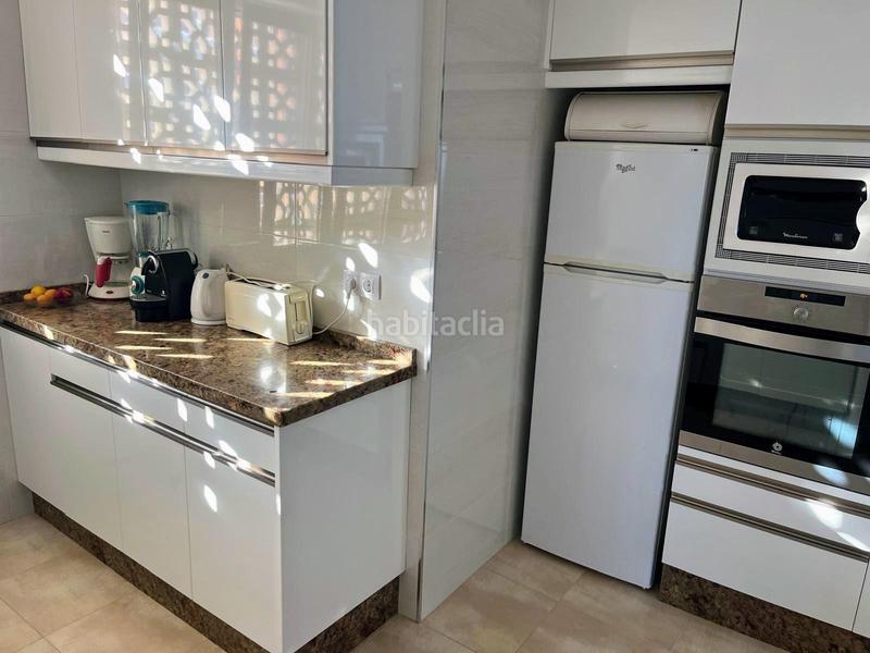 Foto 8c3d3b07-ec2b-4c5f-835d-50b6a6f2fed4. Piso apartamento de lujo en primera línea de playa con garaje interior valencia en Cullera