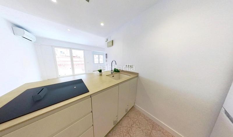 Foto a07dac95-7937-47f7-a845-305a9505f778. Piso  en venta totalmente reformado en el cabanyal en Valencia