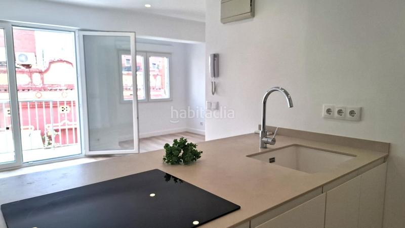 Foto f377c505-c376-401e-96e5-33de0c5798a7. Piso  en venta totalmente reformado en el cabanyal en Valencia