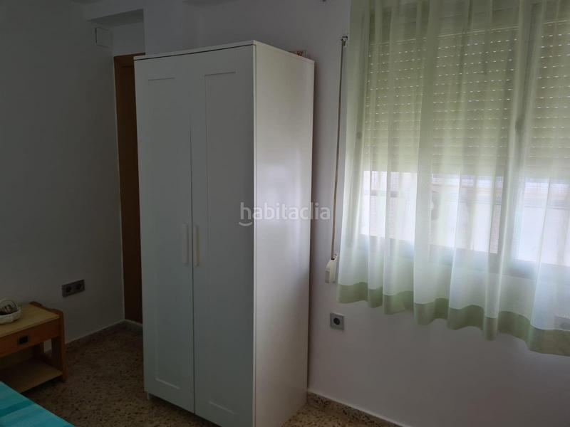 Foto 7e08fc8b-d4ce-42ec-bbb7-ff65b276d0ba. Alquiler piso  en calle cavite en Malva Rosa Valencia