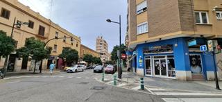 Location Local commercial à Barrio de Benimaclet. Local en alquiler en una excelente zona comercial