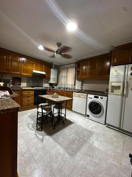 Foto 6272f92d-7b4f-4543-b043-9cb9cb212637. Flat with parking in La Petxina Valencia