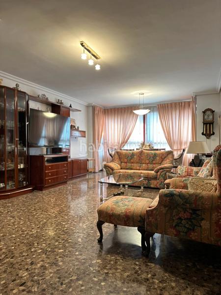 Foto a3337456-6a90-41a0-b25a-c6faa3dea1dd. Flat with parking in La Petxina Valencia