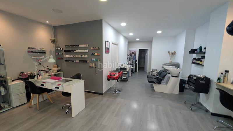 Foto 439afa76-eb09-412b-8260-e195ef7c248c. Traspaso local comercial traspaso de centro eteticosalon de belleza en Valencia